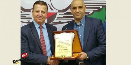 وقائي جنين يكرم الدكتور مأمون زيود مدير صحة جنين سابقاً