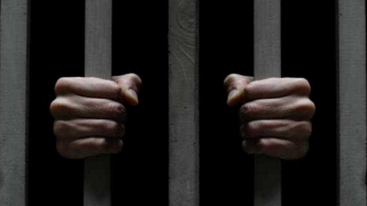 صورة| قرار بحبس فنان عربي شهير لمدة عام ... ماذا حدث؟