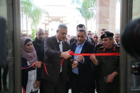  خضوري ولجنة مشروع مكان آمن تفتتحان بازار مكان آمن الخيري الثاني