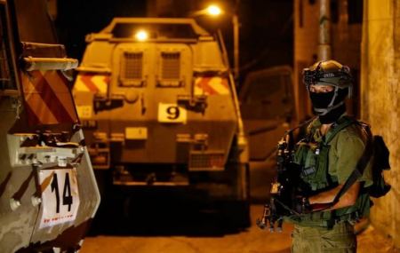  حملة اعتقالات واسعة بالضفة والقدس