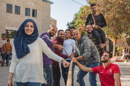 جامعة القدس تنظم "اليوم الرياضي" لطلبتها