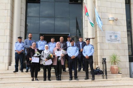 خاص/ شرطة محافظة جنين تكرم عدد من صحفيي المحافظة 