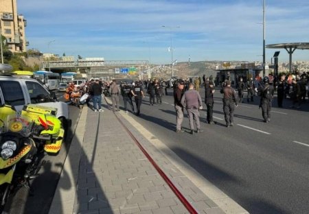 نتنياهو يوعز بهدم منازل عائلات منفذي عملية القدس