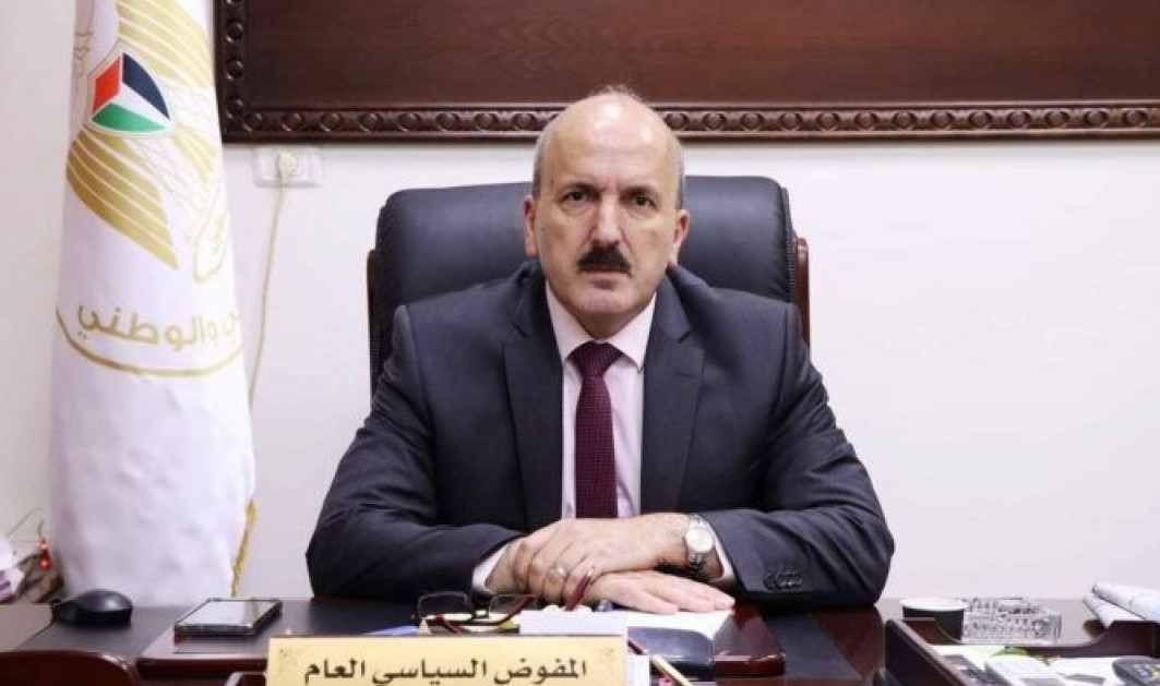 دويكات: 6 إصابات من عناصر الأمن إحداها خطيرة خلال ملاحقة مطلوب بقضايا مخدرات وهتك أعراض في الجلزون