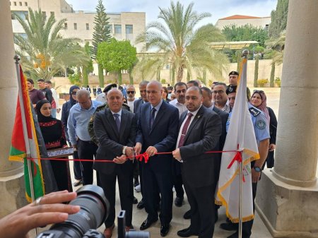 انطلاق فعاليات معرض الكتاب الوطني في الجامعة العربية الأمريكية تحت شعار "بالقراءة نحلم وبالحرية نبني المستقبل"