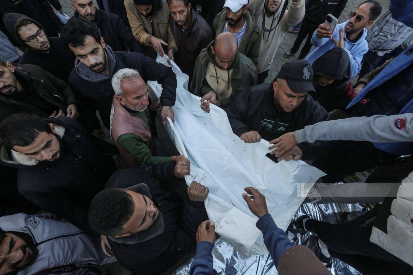 مصادر طبية: 10 شهداء في قطاع غزة خلال الساعات الـ24 الماضية