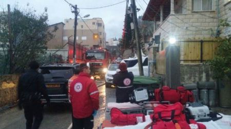 وفاة فلسطيني واصابة طفلين بحريق في منزلهم