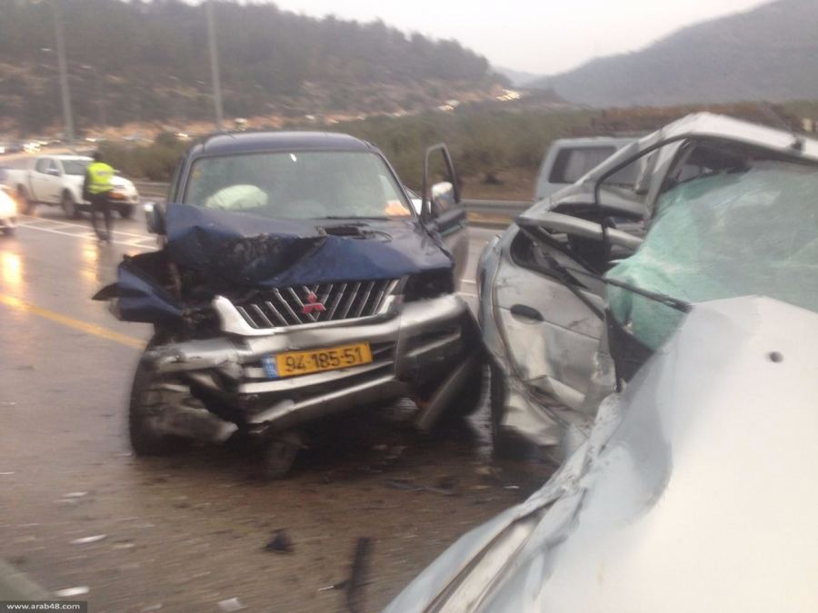 بالصور: وفاة مواطن واصابة 3 اخرين بحادث سير دامي