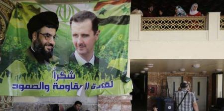 نجم برنامج أرب آيدول يهدي الأسد أغنية