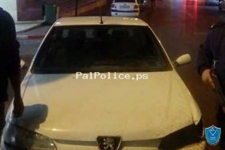 اب يسلم سيارة ابنه للشرطة، والسبب