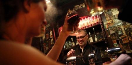 عشرات الوفيات الجديدة في حادثة "خمور الاستحمام" الروسية‎