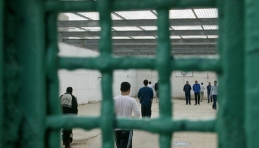 اسير من جنين يدخل عامه الـ 13 في زنازين الاحتلال