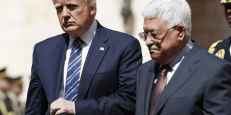 ترامب يدعو الرئيس عباس لزيارة واشنطن