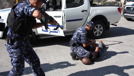 القبض على أحد أخطر مروجي المخدرات في نابلس