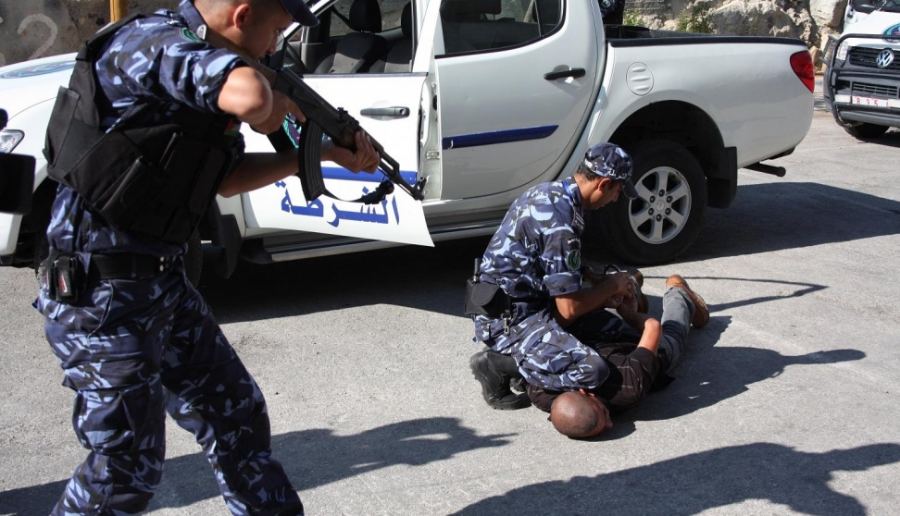 القبض على أحد أخطر مروجي المخدرات في نابلس