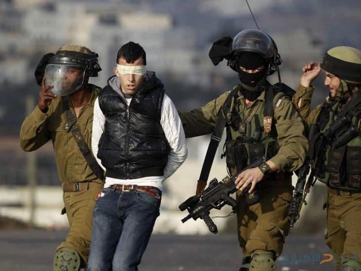 قوات الاحتلال تعتقل مواطنا بعد إصابته شرق طوباس