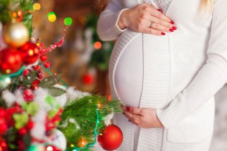 ٧ أخطاء تقع فيها الحامل في الاحتفال بليلة رأس السنة