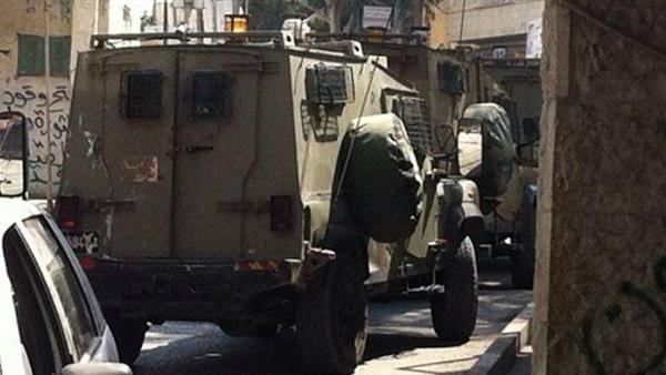 جيش الاحتلال يقتحم كلية العروب ويعتقل احد طلابها