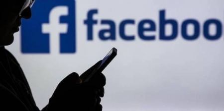  قلقيلية:القبض على شخص بتهمة سرقة حساب مواطنة وتهديدها على الفيسبوك