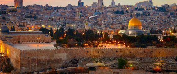  في الذكرة الـ(30) للانتفاضة الأولى مركز شؤون المرأة في غزة يؤكد على أن القدس هي عاصمة فلسطين الأبدية