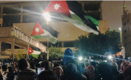  احتجاجات مستمرة- الأردنيون يطالبون برحيل الحكومة