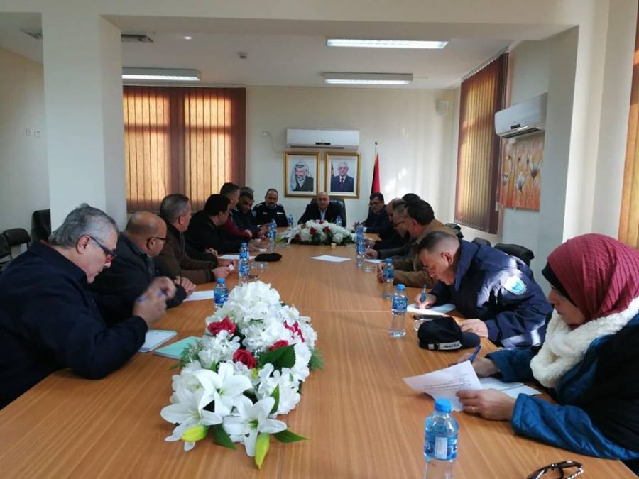  المحافظ الرجوب يدعو إلى اعداد خطة مرورية حديثة لمدينة جنين