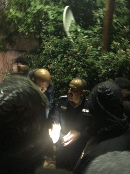 مدير شرطة جنين العقيد نادي حلاحلة على رأس قوة من الشرطة لتقديم العون والمساندة للمواطنين في ظل الظروف الجوية السائدة