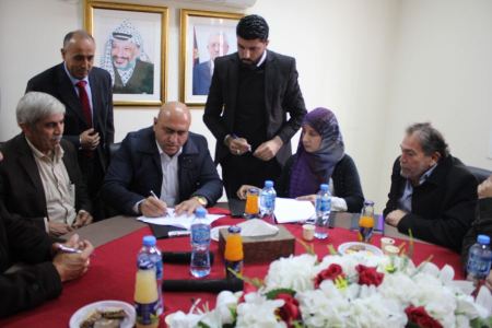 توقيع اتفاقية شراء الطاقة الكهربائيه في جنين 
