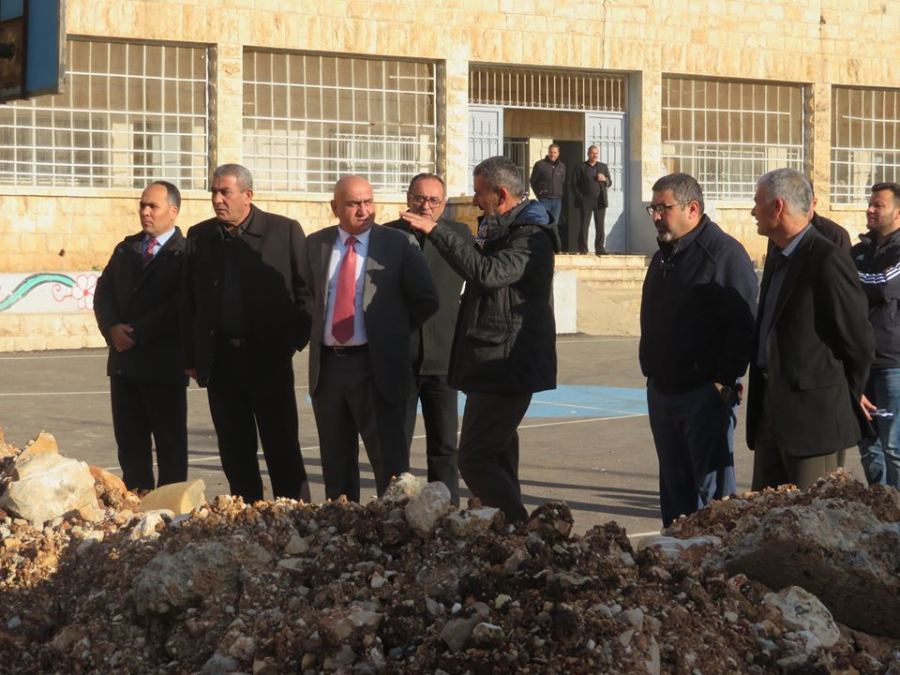 المحافظ الرجوب يتفقد عدد من مدارس تربية قباطية و يهنىء المعلمين بمناسبة يوم المعلم الفلسطيني