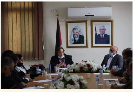 الرجوب يبحث مع وزيرة الصحة آخر مستجدات الوضع الوبائي في جنين
