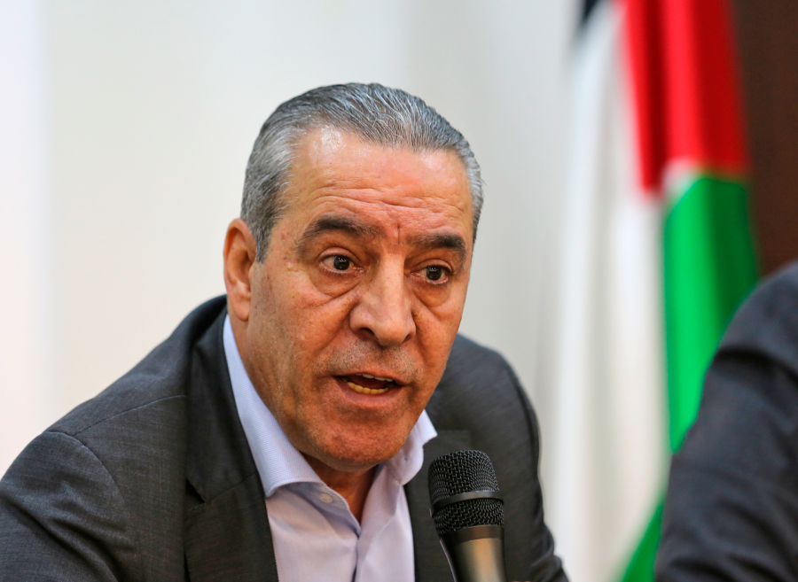 الشيخ: الموافقة على الدفعة الثانية من لم شمل العائلات الفلسطينية