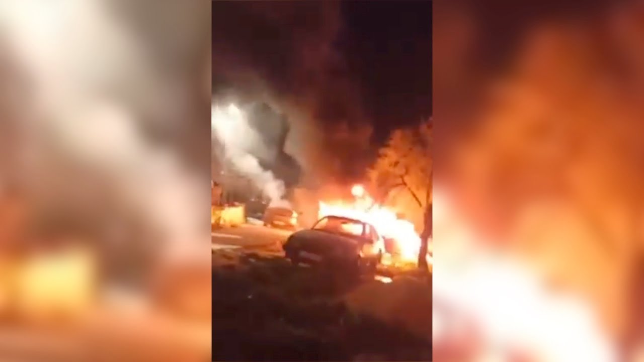 مستعمرون يهاجمون منازل المواطنين ويحرقون مركبات في جالود
