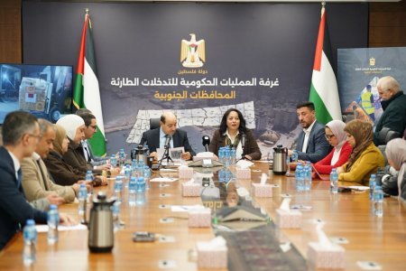 غرفة العمليات الحكومية تستعرض خطة الإغاثة والتعافي المبكر لديوان الموظفين العام والمدرسة الوطنية الفلسطينية للإدارة في قطاع غزة