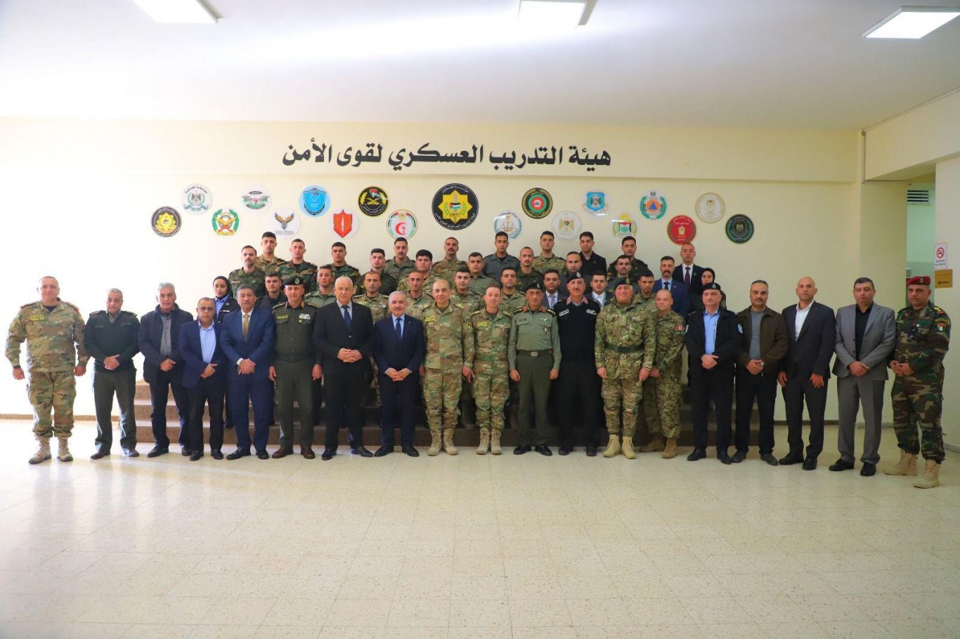 أريحا: تخريج دورة القيادات التأسيسية رقم (29) لقوى الأمن