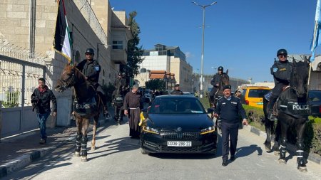 وصول موكب النائب البطريركي للسريان الارثوذكس الى بيت لحم 